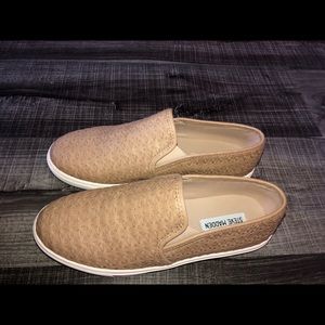 tan steve madden shoes